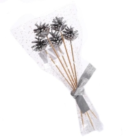 Новогодний декор &laquo;Букет серебряных шишек&raquo;