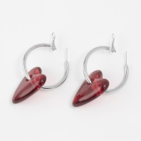 Серьги-кольца «Сердца» розовый в серебре Серьги-кольца «Сердца» розовый в серебре