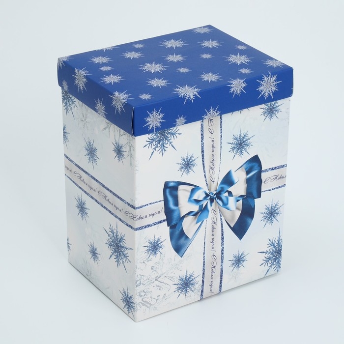 Подарочная коробка новогодняя складная с 3D эффектом &laquo;Снежный вальс&raquo;, 18 х 14 х 23 см, Новый год