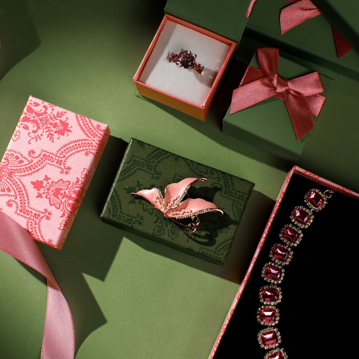 Кольцо «Драгоценность» леди, цвет розовый в серебре, безразмерное Кольцо «Драгоценность» леди, цвет розовый в серебре, безразмерное