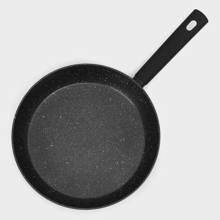 Сковорода Доляна &laquo;Первый дом&raquo;, d=28 см, антипригарное покрытие, индукция, цвет чёрный
