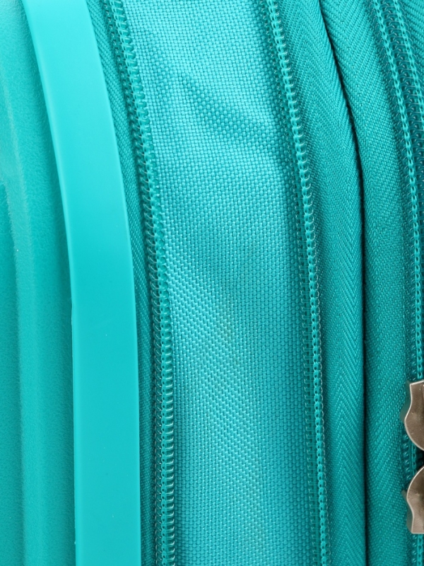 Чемодан 20", PP, 38*22*56, отд на молнии, код замок, 4 колеса, зеленый