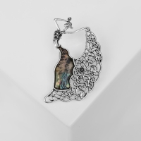 Брошь &laquo;Галиотис&raquo; танцовщица, цвет зелёный в чернёном серебре