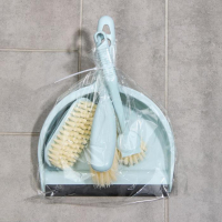 Щётки для уборки Доляна, 4 предмета: совок, 3 щётки, 30&times;21&times;12 см, цвет МИКС