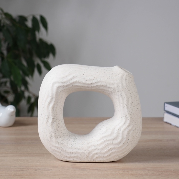 Ваза керамика настольная Ваза керамика настольная "Ласло" d-3см, 18,5х19,5 см, белый