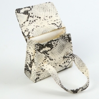 Сумка для кукол &laquo;Питон&raquo;, цвет черно-белый