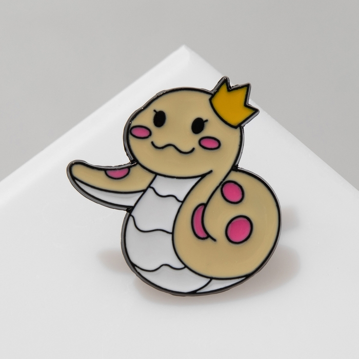 Новый год! Символ года 2025! Значок &laquo;Змейка&raquo; королевская, цвет жёлтый в чёрном металле