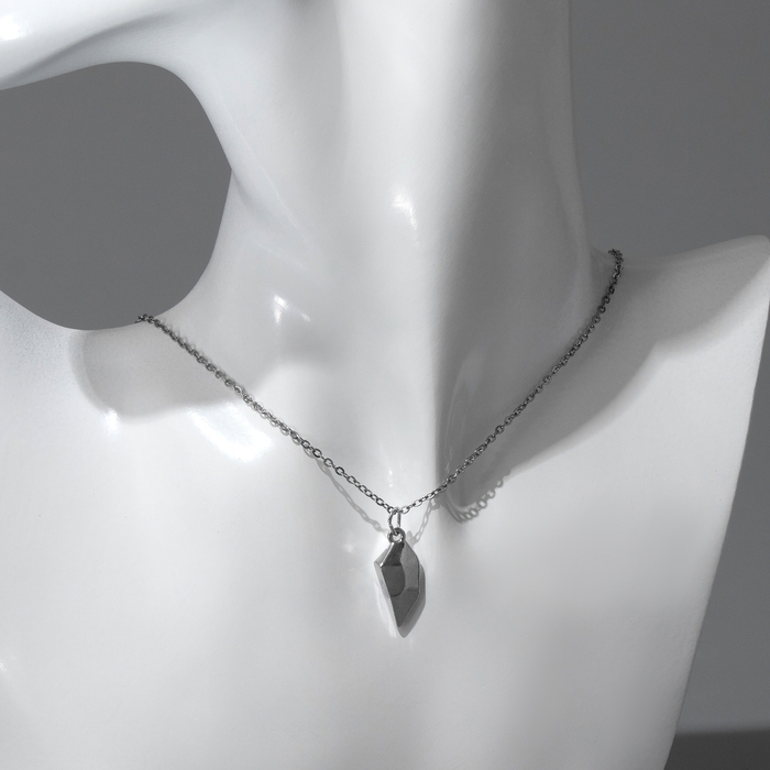 Кулоны &laquo;Неразлучники&raquo; на магните, половинки сердца, цвет чёрно-серебряный, 48 см