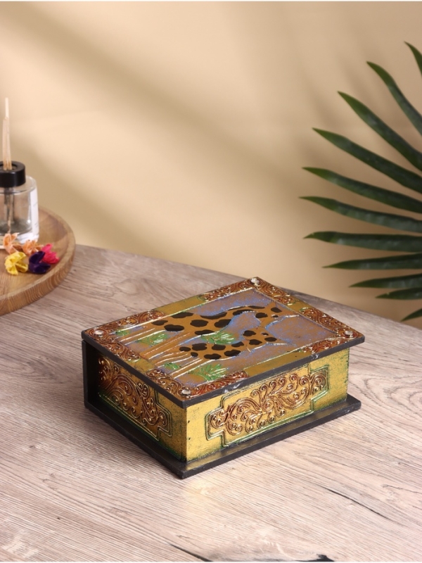 Шкатулка резная МДФ "Жирафы", 15х19х7,5 см