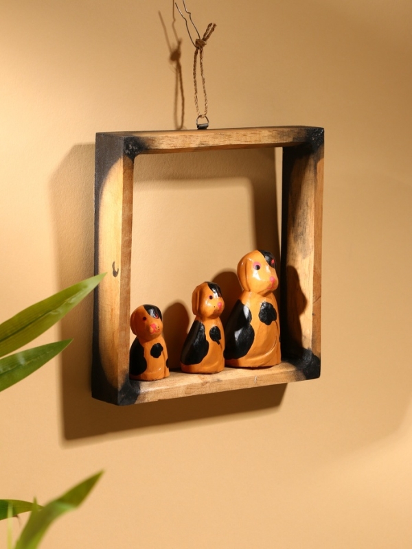 Сувенир интерьерный "Собаки в рамке" дерево 19х19 см