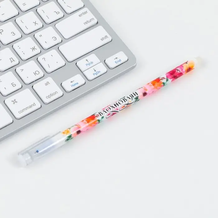 Ручка пиши-стирай, синяя паста, гелевая, 0.5 мм с колпачком &laquo;С 8 Марта&raquo;