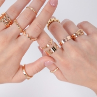 Кольцо «Гладкие линии», цвет золото, безразмерное Кольцо «Гладкие линии», цвет золото, безразмерное