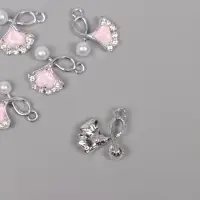 Декор для творчества металл, стразы "Сердечко в листике" серебро 1,7х1,6х0,5 см