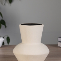 Ваза керамика настольная "Олвен" d-9.5см, 14х13,5 см, бежевый Ваза керамика настольная "Олвен" d-9.5см, 14х13,5 см, бежевый