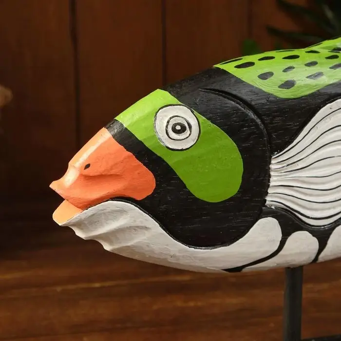 Сувенир "Рыба разноцветная" дерево на подставке 37х9х29 см