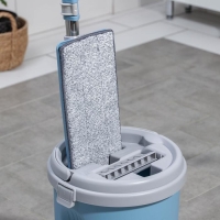 Швабра с отжимом и ведро Доляна: ведро с отсеками 10 л, 24&times;38 см, швабра плоская 32&times;12&times;120 см, насадка с карманами с двух сторон