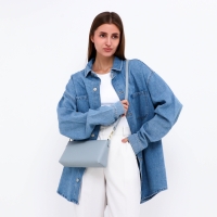 Сумка женская кросс-боди на молнии, цвет голубой Сумка женская кросс-боди на молнии, цвет голубой