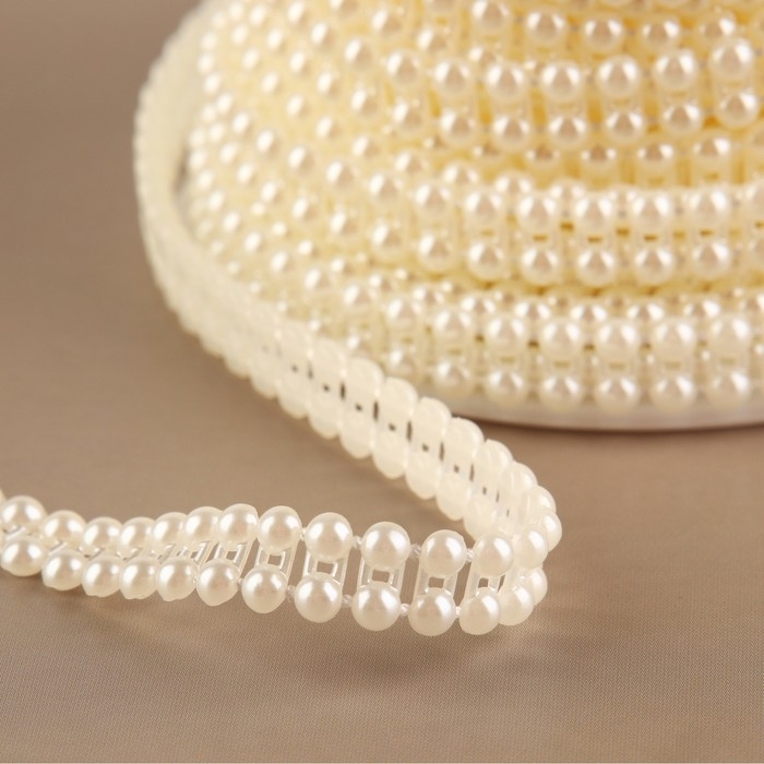 Жемчуг на нитях, плоский, 7 мм, 9 &plusmn; 1 м, цвет молочный