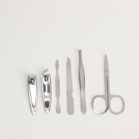 Набор маникюрный «Тренд», 6 предметов, в футляре, цвет чёрный Набор маникюрный «Тренд», 6 предметов, в футляре, цвет чёрный