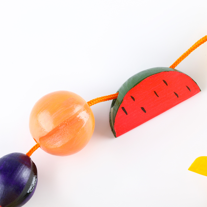Бусы &laquo;Фрукты-ягоды&raquo; цветные
