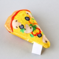 Игрушка для кошек с мятой &laquo;Пицца&raquo; из текстиля, 8,7х6,9 см