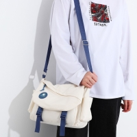 Сумка молодёжная на молнии, цвет молочный/синий Сумка молодёжная на молнии, цвет молочный/синий