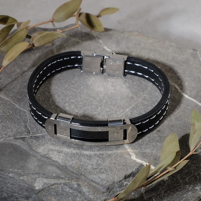 Браслет унисекс &laquo;Мощь&raquo; прямоугольная пряжка, цвет чёрный с серебром, 22 см