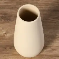 Ваза керамика настольная "Банни" h=24.5х11 d=7,5 см, белый