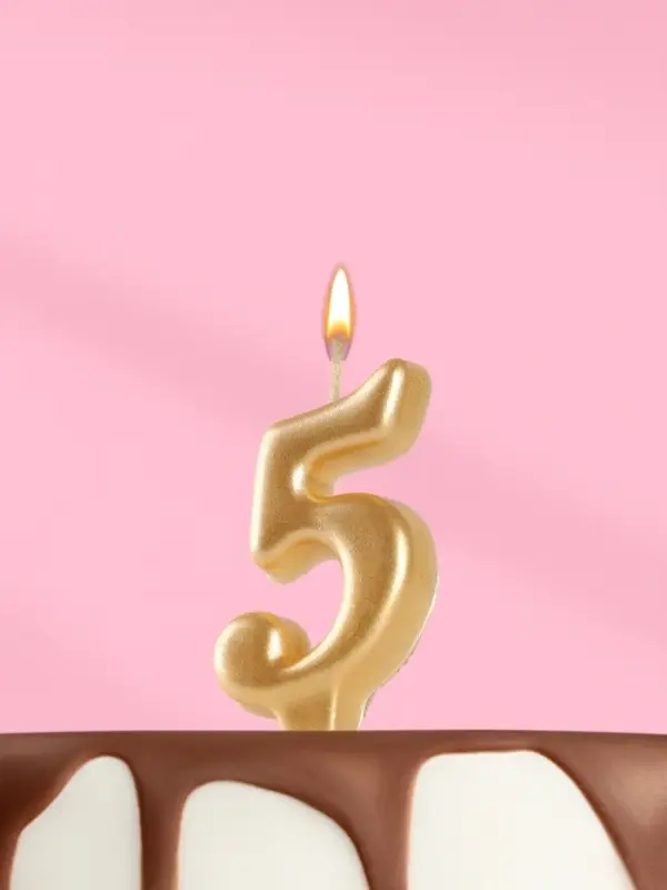 Свеча для торта &laquo;Цифра 5&raquo;, золотая, 5.5 см