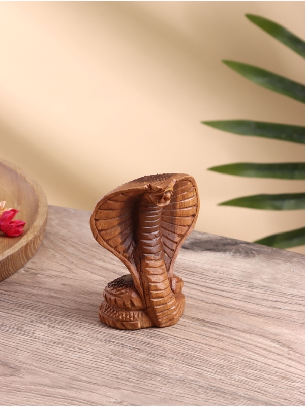 Сувенир "Кобра" дерево суар, 9х4,5х12 см