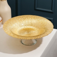 Блюдо сервировочное на ножке &laquo;Лунное сияние&raquo;, d=30 см, цвет золотой