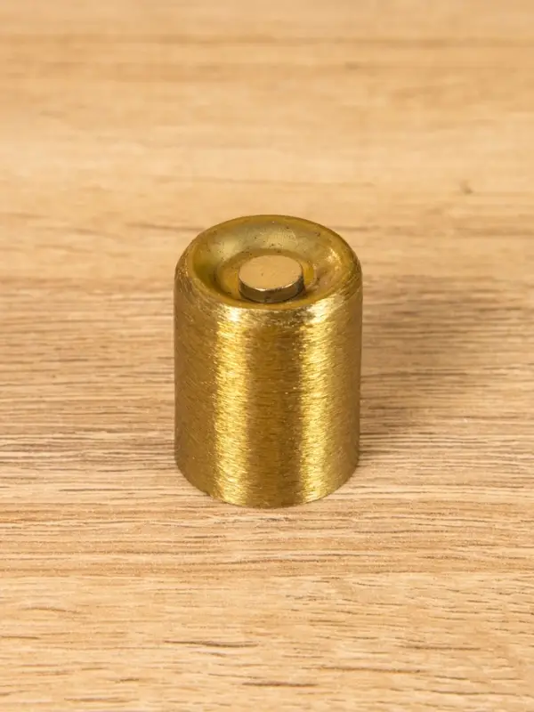 Подсвечник на 1 свечу на магнитах "Кипарис" 7,5х7,5х3,5 см