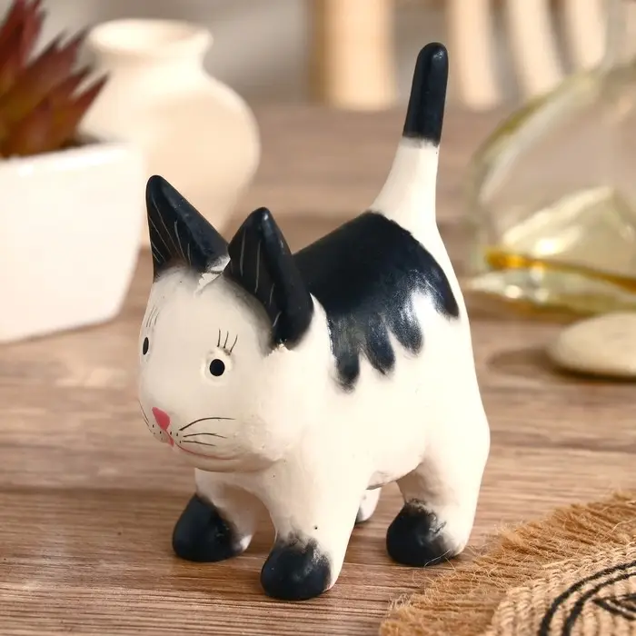 Сувенир дерево "Кошечка" 8х10х5 см