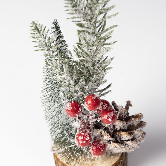 Светодиодная фигура &laquo;Ёлка с шишкой&raquo;, 8.2 &times; 29 &times; 8.2 см, пластик, батарейки CR2032х2 (в комплекте), свечение тёплое белое