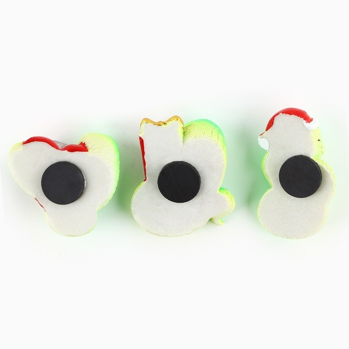 Магниты &laquo;Новогодний микс&raquo; на Новый год, 5,5 х 4,8 см