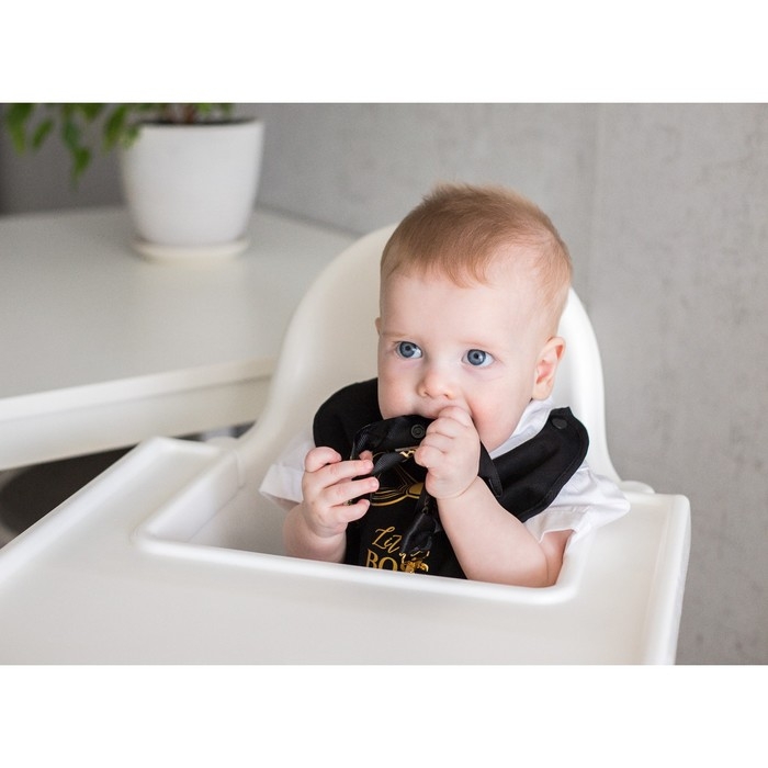 Нагрудник/слюнявчик для кормления &laquo;Little boss&raquo; на кнопке