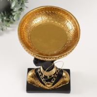 Сувенир полистоун подставка "Африканка с золотой тарелкой на голове" 30х17х17 см