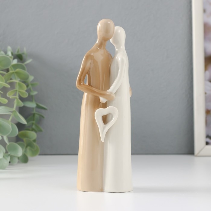 Сувенир керамика Сувенир керамика "Абстракция. Влюблённые с сердцем" кофе с молоком 5х3,6х17 см