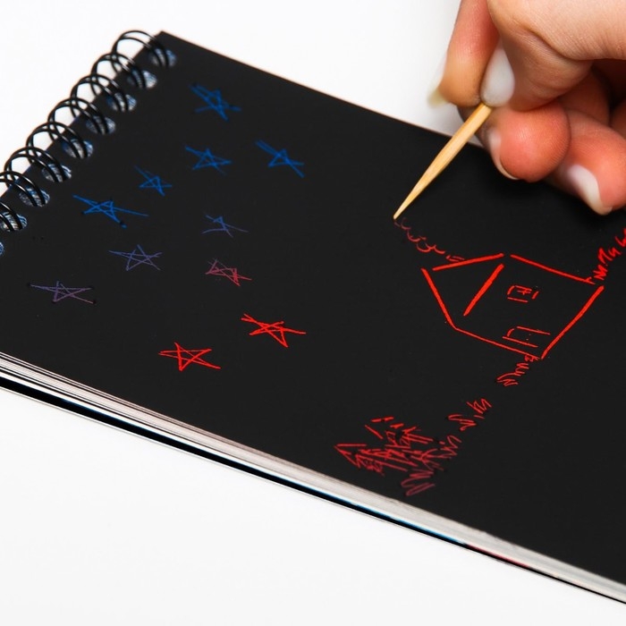 Гравюра-блокнот со штихелем, 10 листов, наклейки, Тачки Гравюра-блокнот со штихелем, 10 листов, наклейки, Тачки