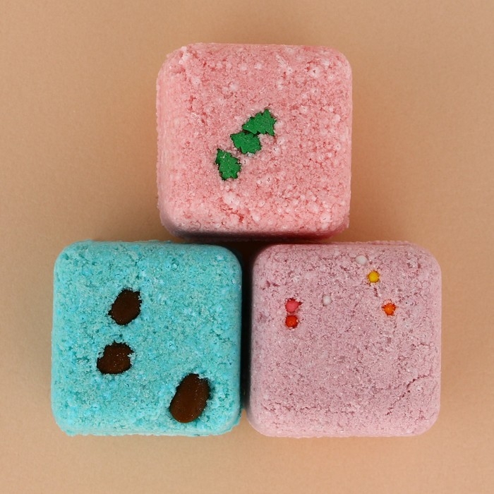 Подарочный набор косметики &laquo;Уютная зима&raquo;, бомбочки для ванны с добавками, 3 х 70 г, аромат ванили, Новый Год