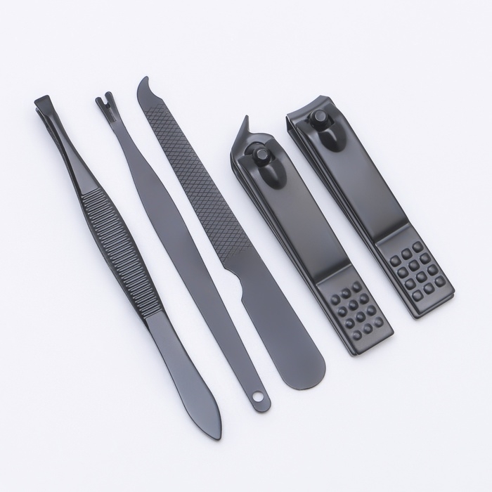 Набор маникюрный, 5 предметов, в футляре, цвет чёрный Набор маникюрный, 5 предметов, в футляре, цвет чёрный