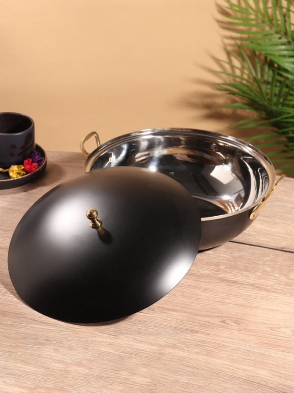 Блюдо глубокое с крышкой "Черный жемчуг" черное. нержавеющая сталь 26,5х24,5х14 см