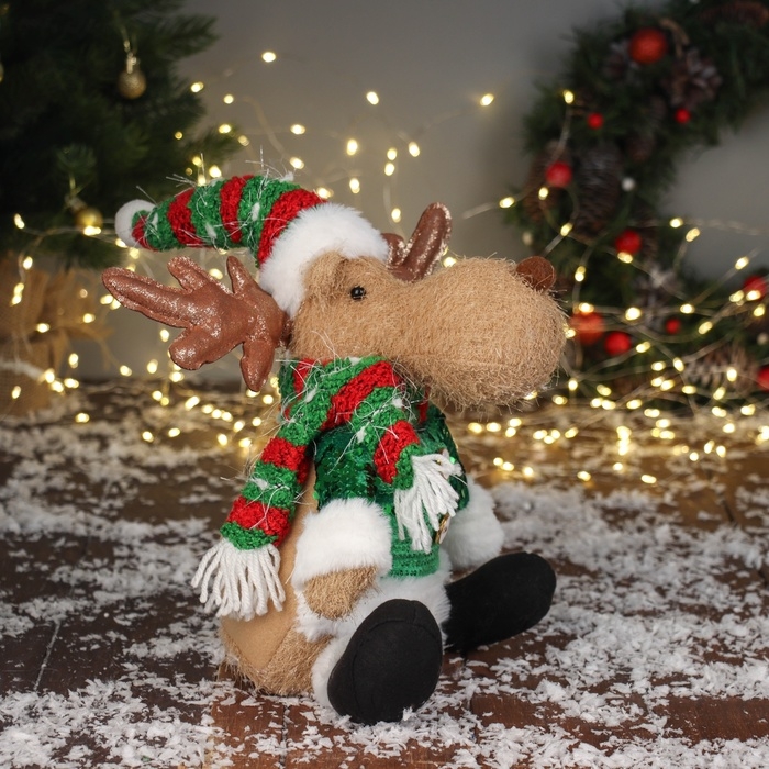 Мягкая игрушка Мягкая игрушка "Олень в полосатом колпаке" сидит, 44х19 см