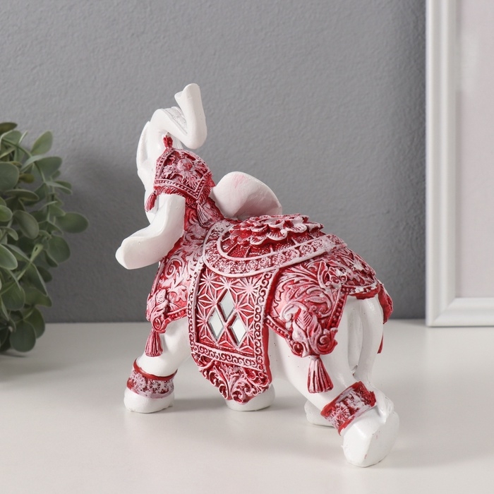 Сувенир полистоун "Белый слон. Бордовая попона с цветком и стразой" 17,5х9х17 см