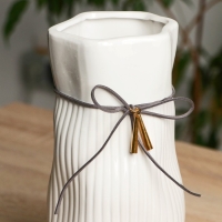 Ваза керамика настольная "Блез" 26,5 см, белый