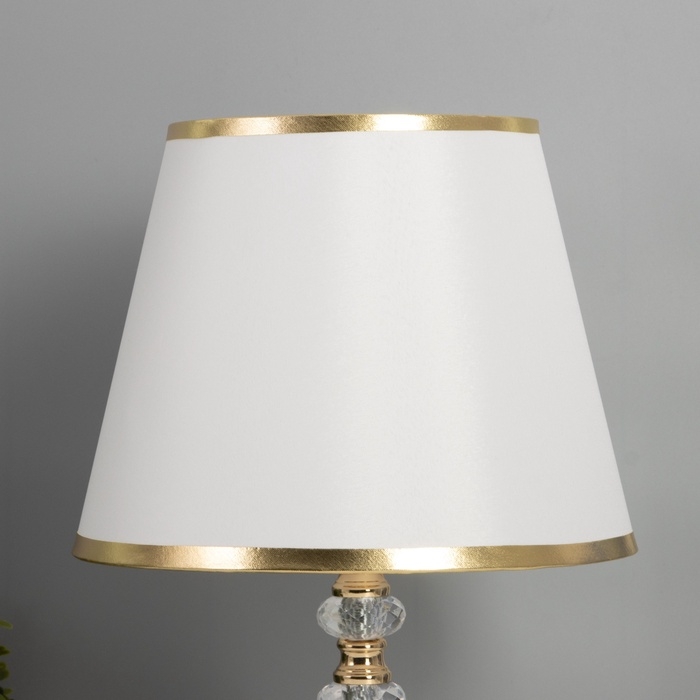 Лампа настольная "Эдикт" 1х40Вт Е27 белый/золото 27х27х45см