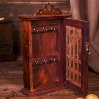 Ключница дерево "Замок" 28х16х6 см