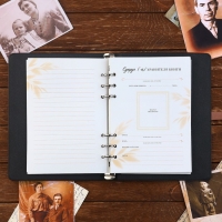 Родословная книга со встроенной флешкой 16 Gb &laquo;Семейная летопись&raquo;, 17,5 х 23 см..