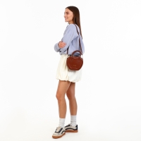 Сумка женская кросс-боди на молнии, цвет коричневый