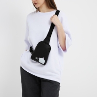 Сумка через плечо NAZAMOK "What are you watching", 18х14х3 см Сумка через плечо NAZAMOK "What are you watching", 18х14х3 см